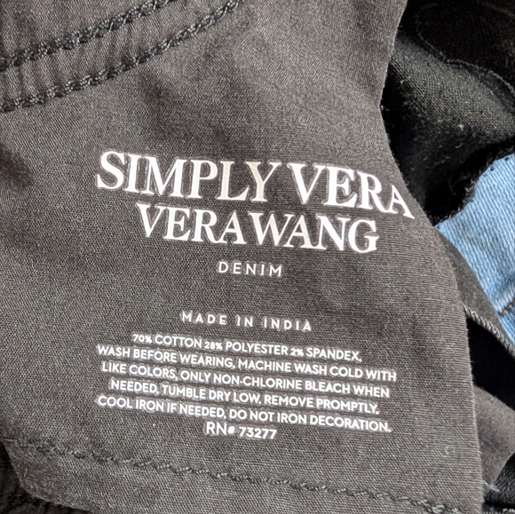 Simply Vera Vera Wang Women's Power Stretch Core Skinny JeansColor: Black 12 EUC - Picture 5 of 7